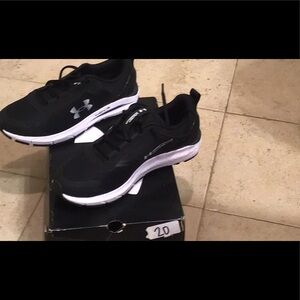 UNDER ARMOUR UA W HOVR SONIC SE OUT OF STOCK